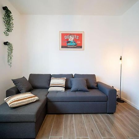 Fully Equiped Wifi Apartment Sleeps 6 Marseille Exterior photo