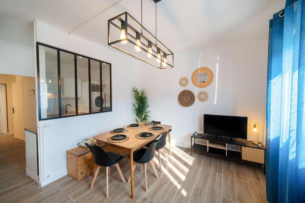 Fully Equiped Wifi Apartment Sleeps 6 Marseille Exterior photo